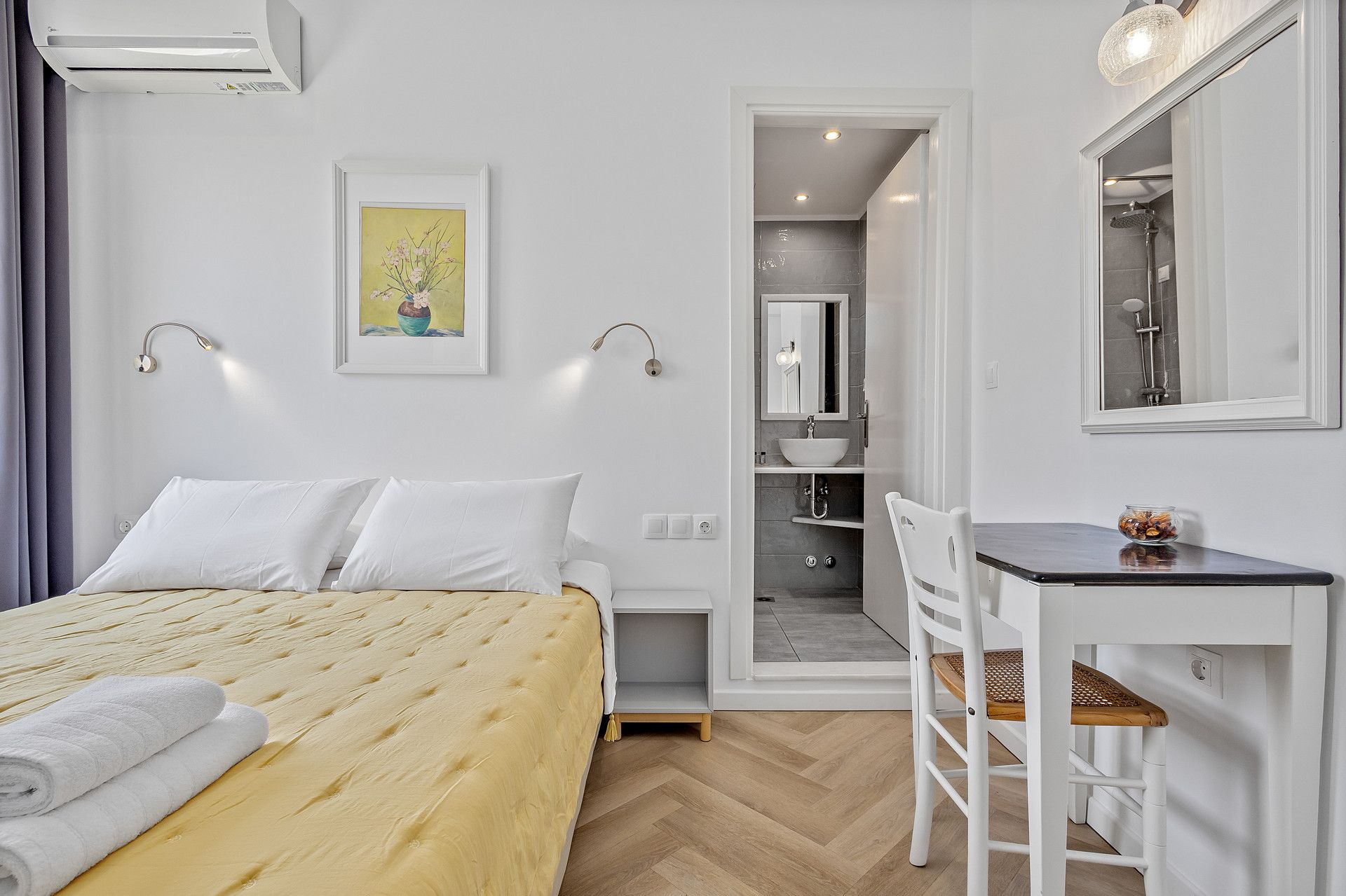 Garden View Room