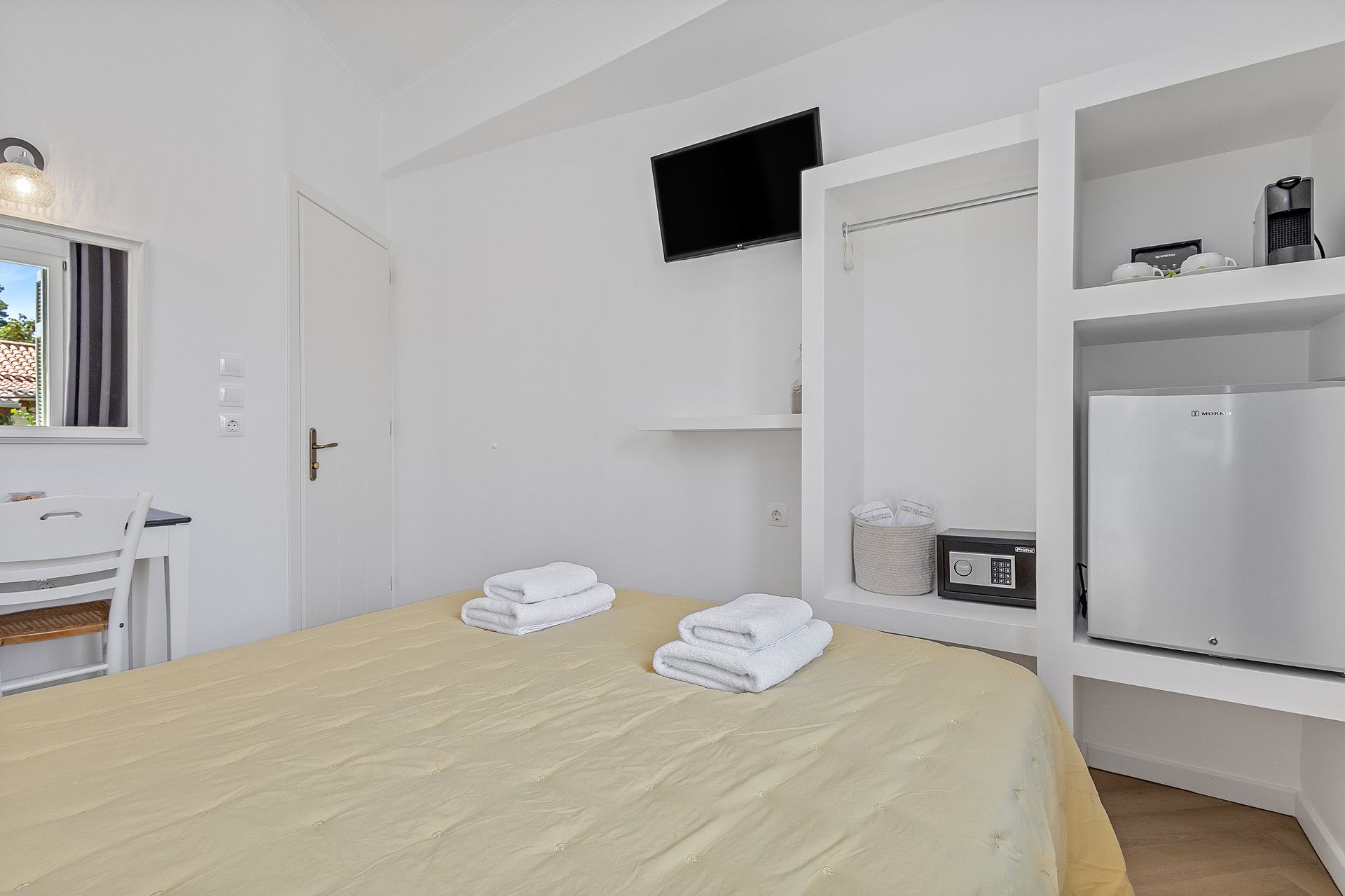 Garden View Room