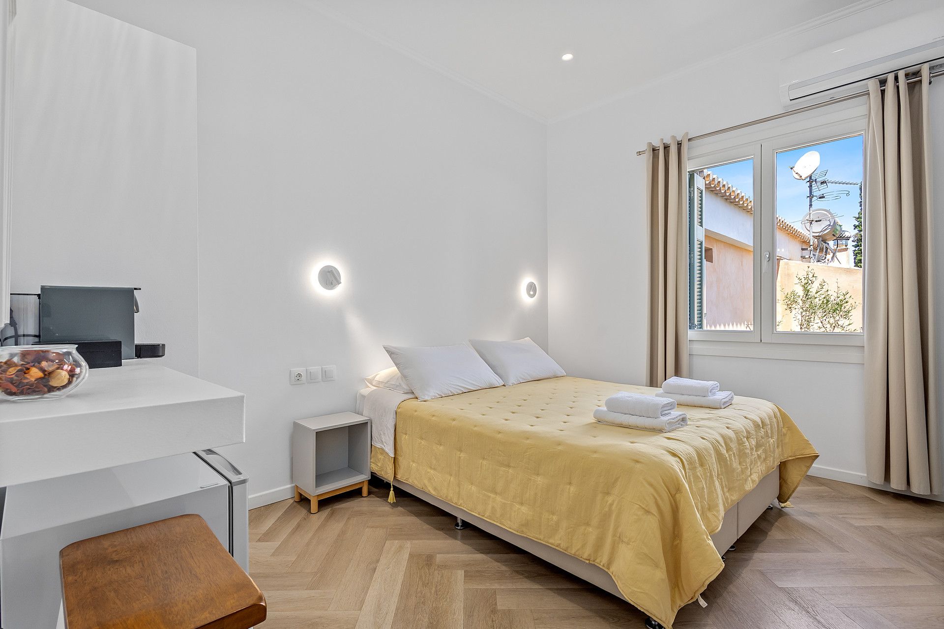 Garden View Room