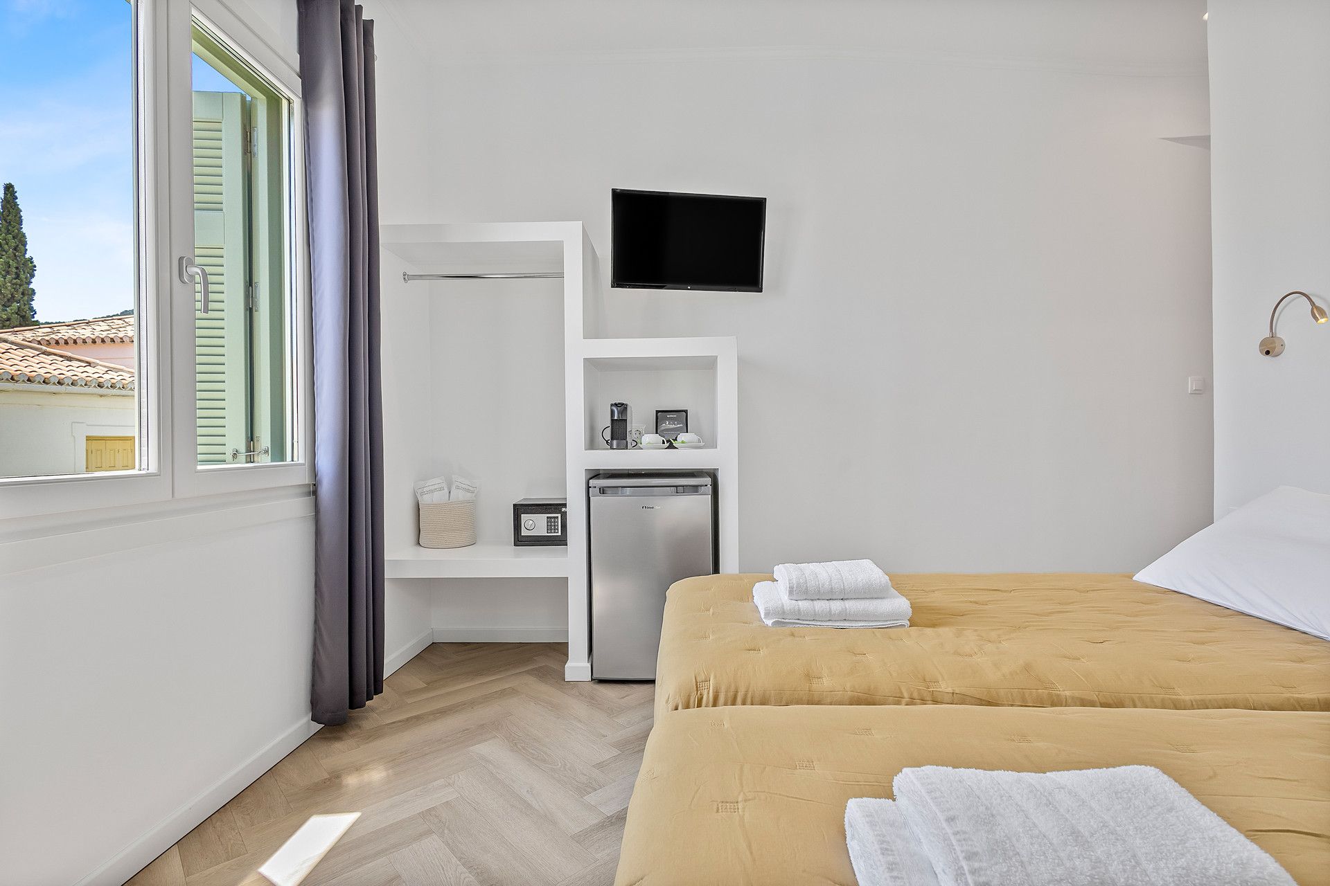 Garden View Room
