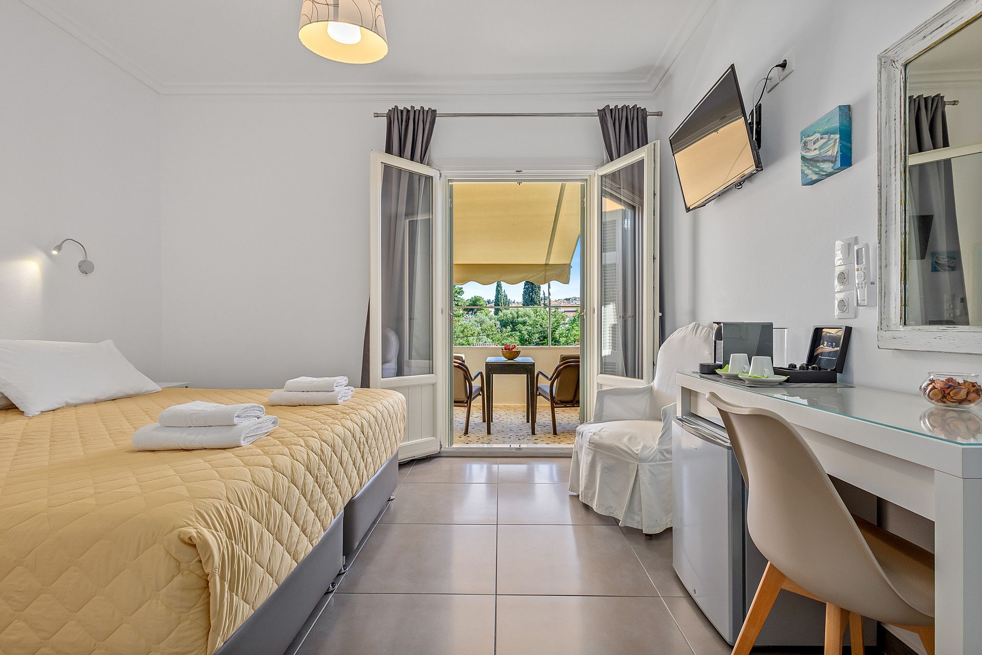 Superior Room — Terrace