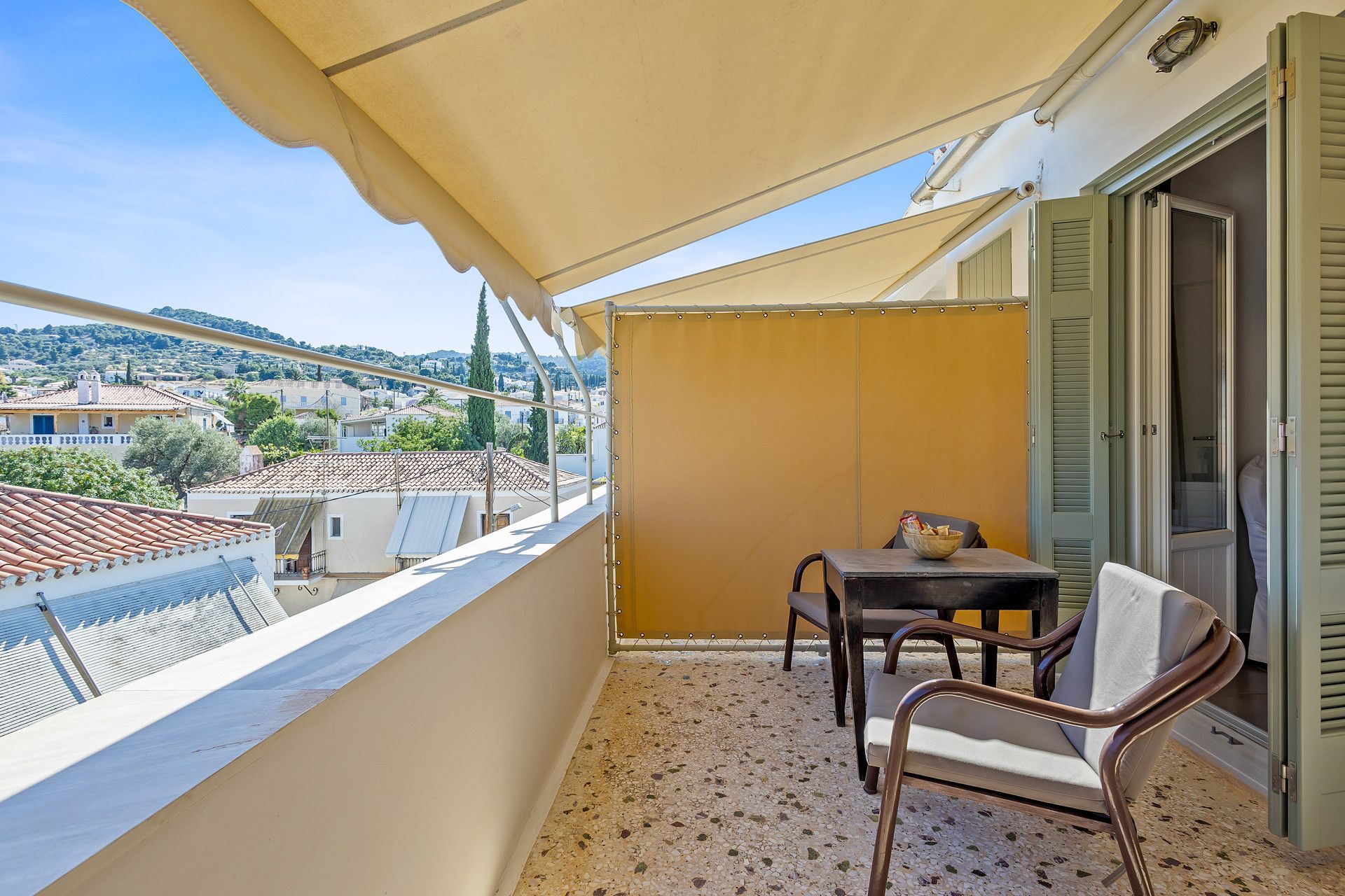 Superior Room — Terrace