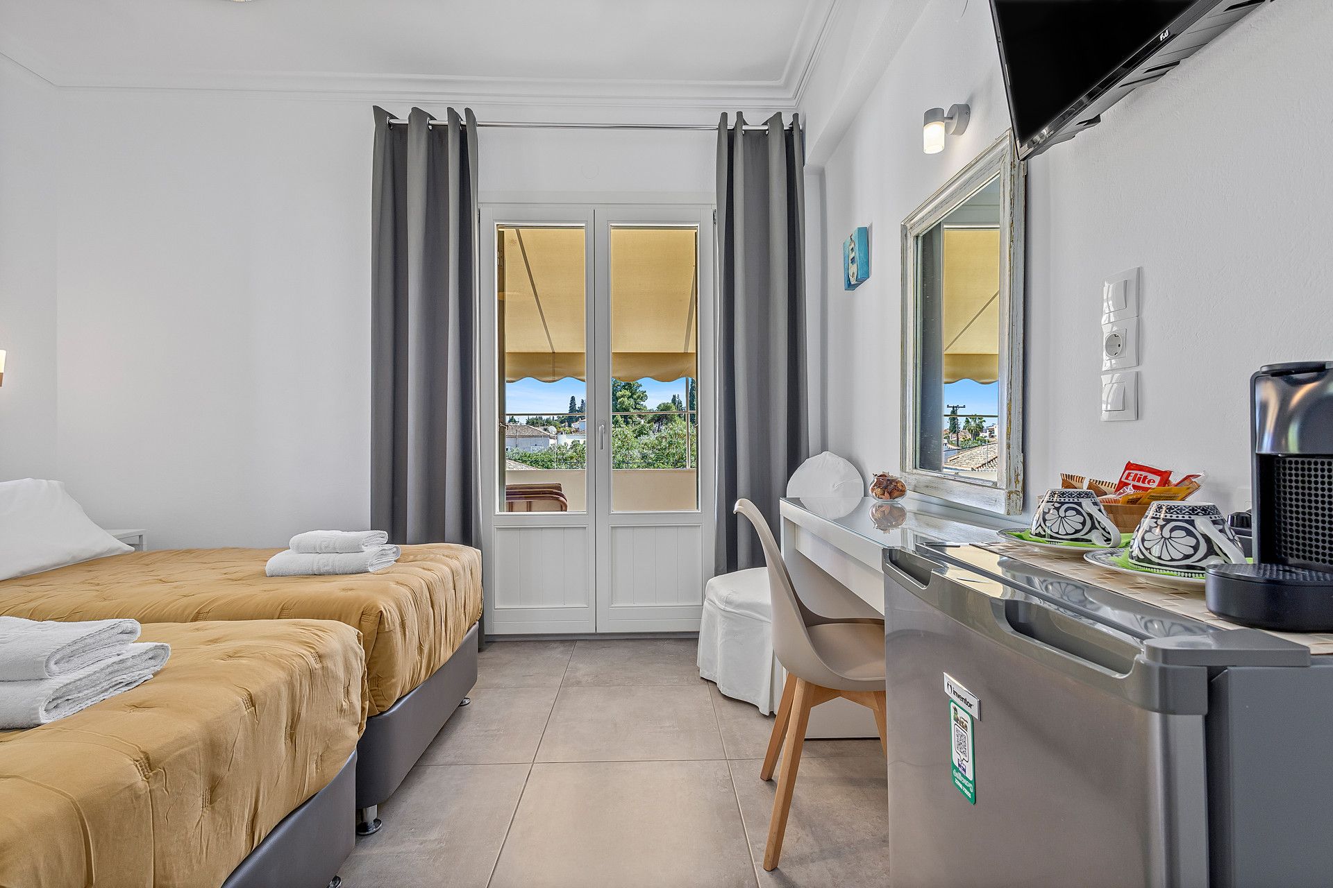 Superior Room — Terrace